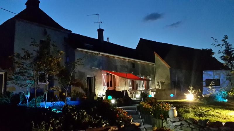 A 10mn De Dans Ancienne Etable Apartment Vichy